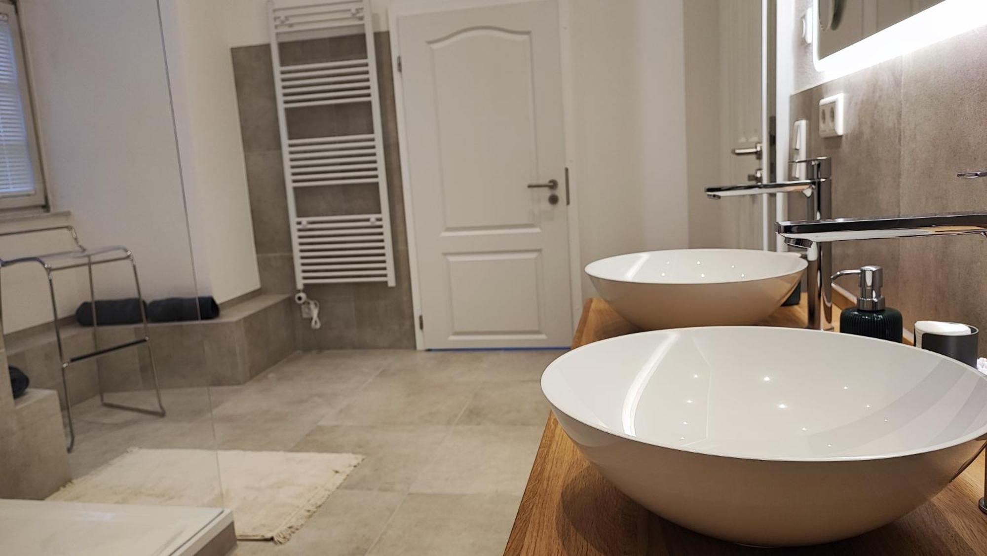 Appartement Moderner Luxus In Barockem Gewand